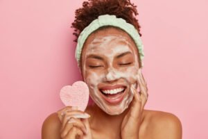 Rotina de skincare diária: como cuidar da pele corretamente todos os dias